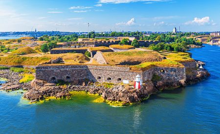 Užijte si úchvatný pohled na Helsinky a okolí z pevnosti Suomenlinna…