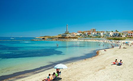 Odpočinek na plážích v blízkosti Cabo de Palos