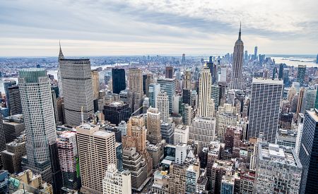 Zimní pohled na panorama New Yorku