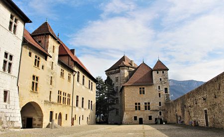 Středověký hrad v Annecy