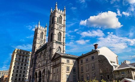 Notre-Dame v Montréalu – místo klidu, světla a nádherné historie