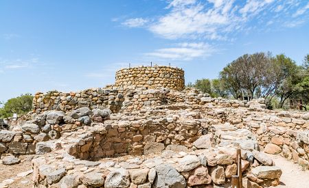 Pohled do nuraghické civilizace v nalezišti La Prisgiona