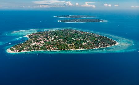 Souostroví Gili – trojice korálových ostrovů na severozápadě Lomboku