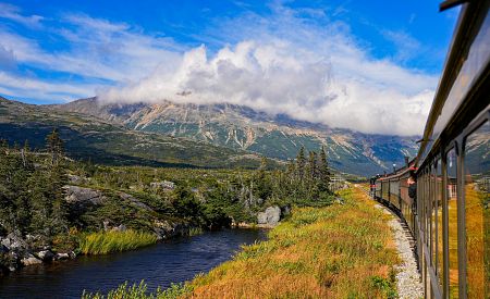 Jedinečná jízda aljašskou úzkokolejkou historickým vlakem White Pass & Yukon Route