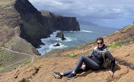 Dechberoucí výhledy na útesy poloostrova São Lourenço