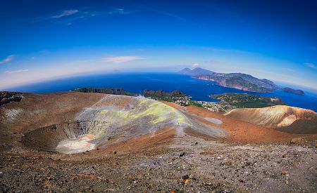 Pohled na kráter Liparských ostrovů
