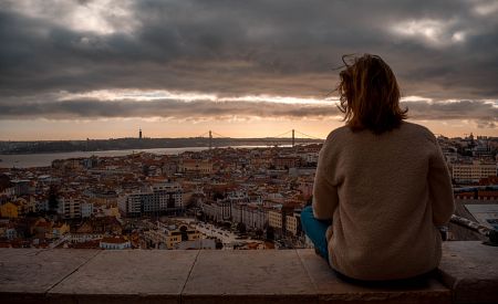 Podvečerní portugalská metropole Lisabon jako na dlani…