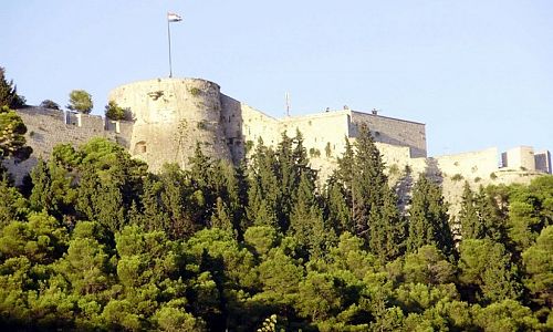 Španělská pevnost nad městem