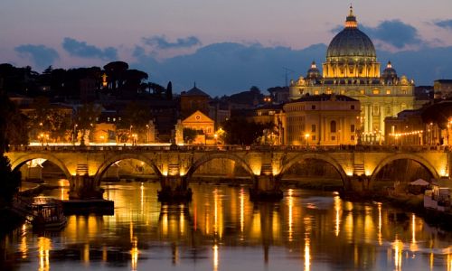 Pohled na noční Vatikán