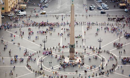 Obelisk na náměstí sv. Petra