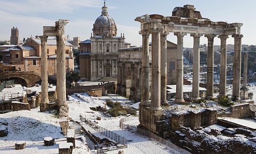 Sníh je v Římě velmi nezvyklý