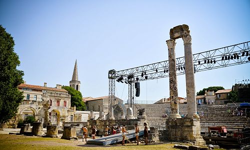 Představení v Arles