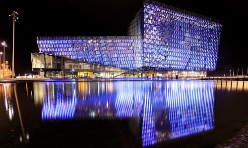 Reykjavícká koncertní hala a konferenční centrum Harpa