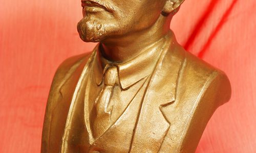 Busta Lenina