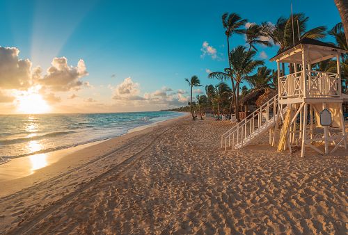 Relax na plážích Dominikánské republiky + PRAVÝ ŽIVOT OSTROVANŮ 