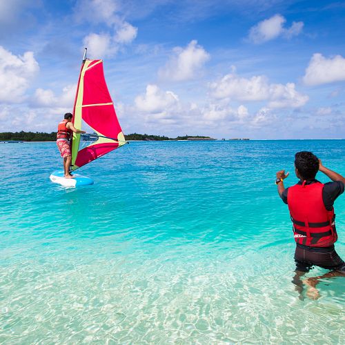 Vodní sporty - windsurfing, vodní lyže i kanoe