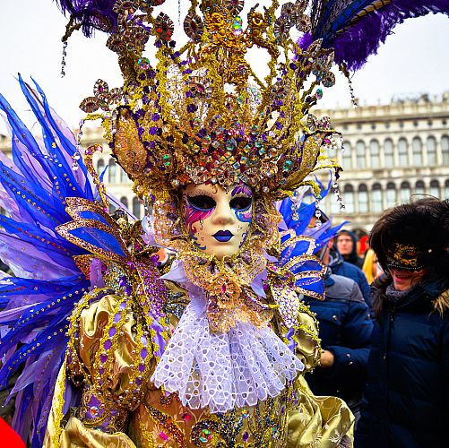 Nasávání atmosféry benátského karnevalu
