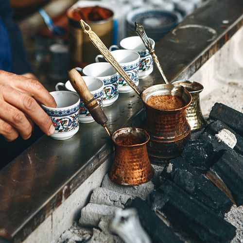 Vychutnání pravé turecké kávy ve čtvrti Kumkapi