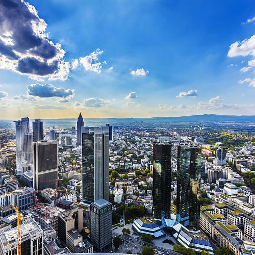 Ohromující pohled z nejvyšší budovy Frankfurtu