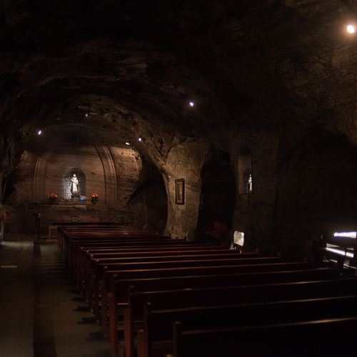 Prohlídka jedinečné podzemní katedrály