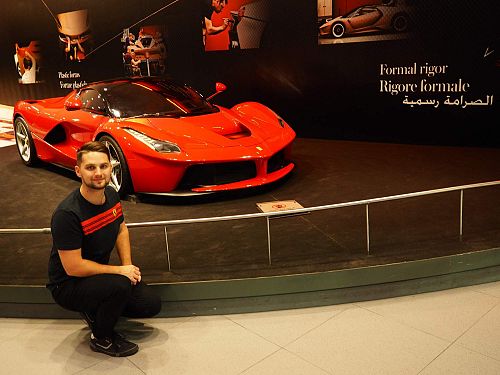 Nevynechejte návštěvu zábavního parku Ferrari World