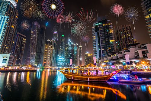Silvestrovský ohňostroj v Dubaji