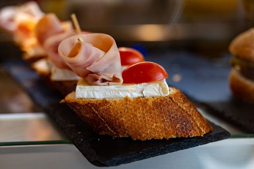Baskické pintxos k ochutnání v Bilbau ve Španělsku