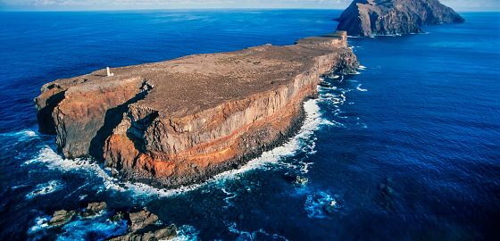 NOVINKA: Přechod hor, noc pod vrcholem i plavba na chráněné ostrovy Desertas – skryté perly Madeiry, které si zamilujete!