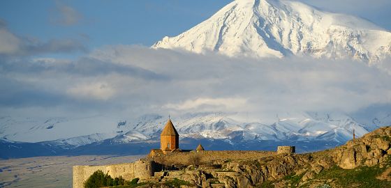 To nejlepší z Arménie: zelenými údolími, ke klášterům v horách i na vyhlídku Artanish