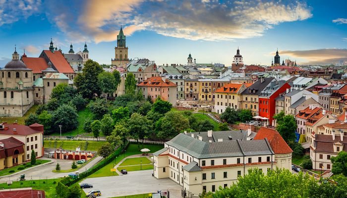 Okruh východním Polskem + RENESANČNÍ ZÁMOSTÍ + MUZEUM LIDOVÉ ARCHITEKTURY