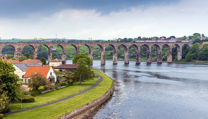 To nejlepší z Londýna a Edinburghu + PANORAMATICKÁ JÍZDA VLAKEM NAPŘÍČ SKOTSKEM A ANGLIÍ
