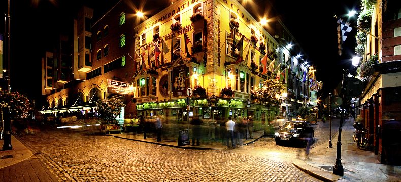 Noční Dublin