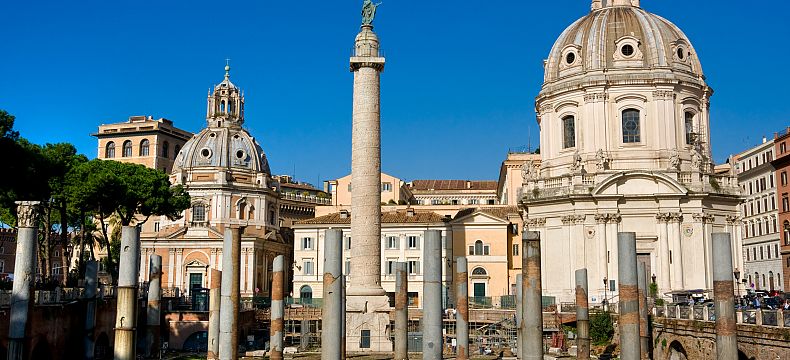 Trajánovo forum se nachází v centru Říma