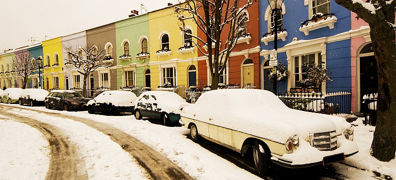 Londýn nevšedně zapadaný sněhem