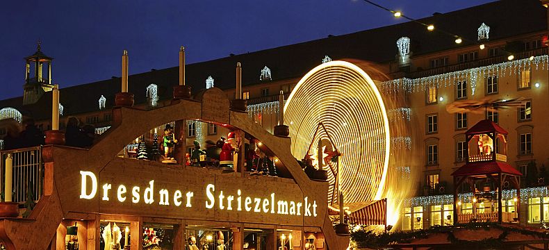 Striezelmarkt v Drážďanech