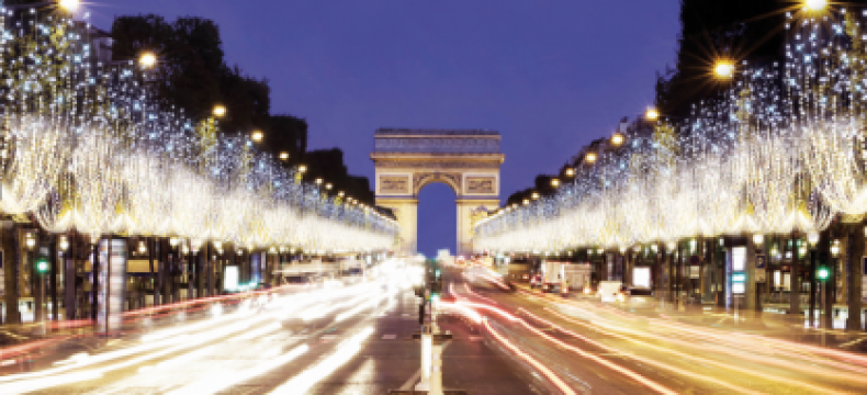 Vánoční výzdoba třídy Champs Elysées v Paříži