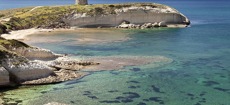Nuraghi jsou neodmyslitelnou součástí sardinské krajiny