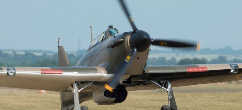 Na letounech Hawker Hurricane prokazovali českoslovenští letci svoji odvahu