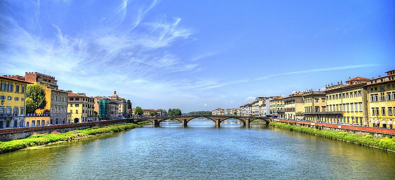Výhled na řeku Arno