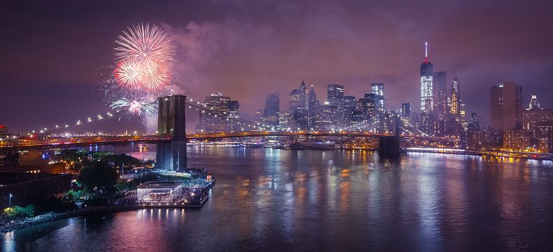 Ohňostroje v NY na Den nezávislosti