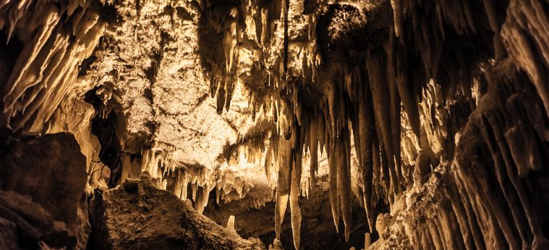 Grotte di Castellana jsou nejrozsáhlejším jeskynním útvarem v Itálii