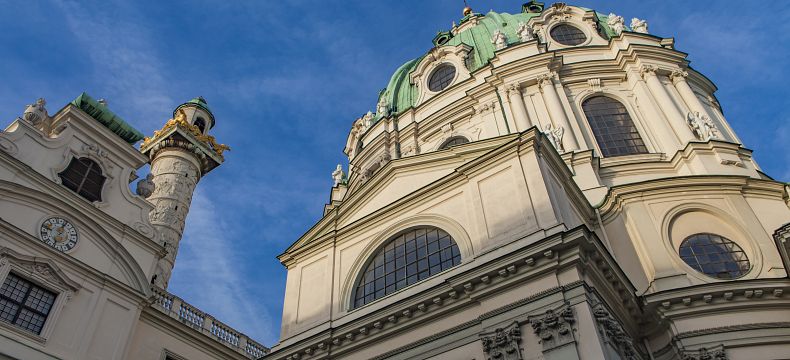 Nádherná vyhlídka na Vídeň je z kopule kostela