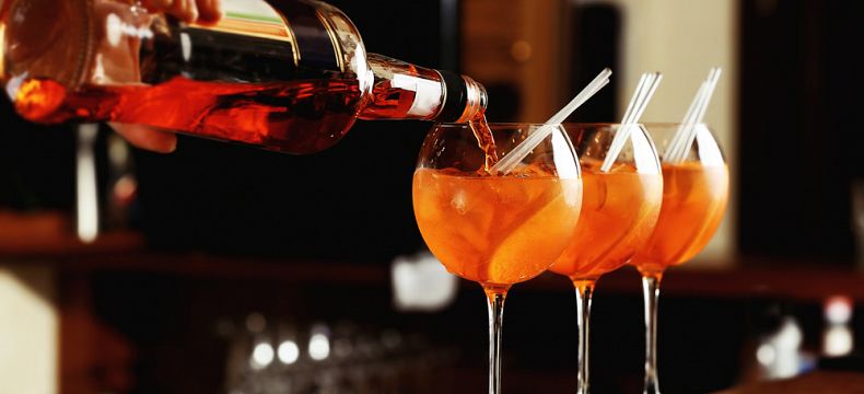 Spritz patří v Itálii k nejoblíbenějším nápojům v době aperitivu  