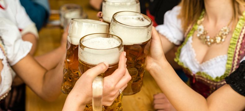 V Bavorsku se pivo pije z litrových tupláků 