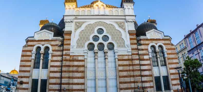 Velká synagoga v Sofii je největší sefardskou synagogou v Evropě