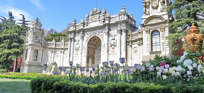 Zahrady paláce Dolmabahce