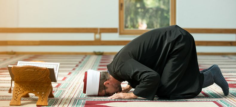 Imám je správcem mešity