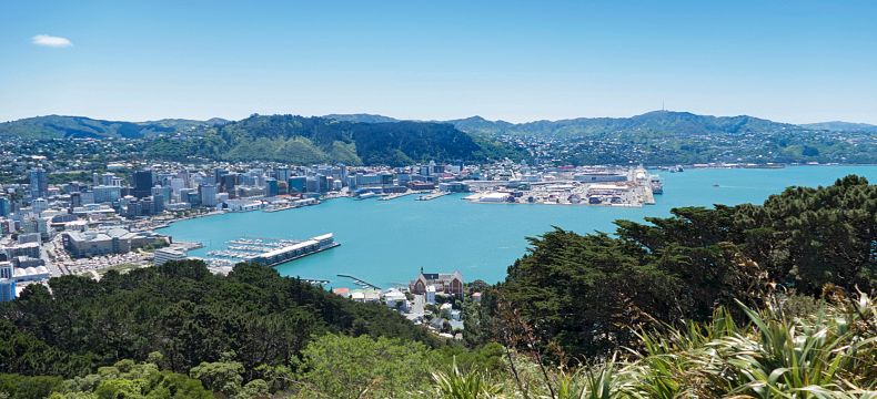 Wellington je ze tří stran obklopen mořem