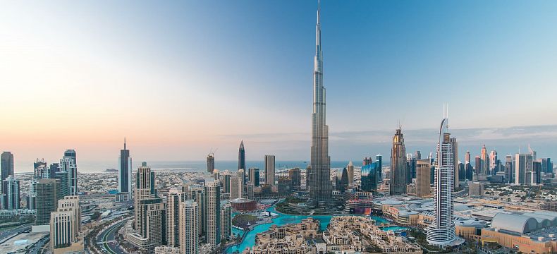 Burj Khalifa je nejvyšší budovou světa