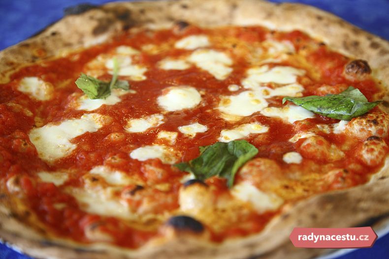 Pizza Margherita - legenda původem z Neapole